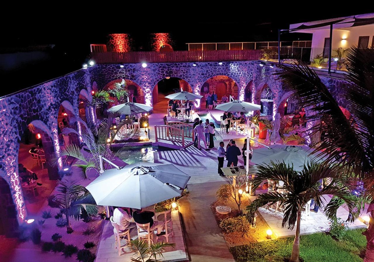 فندق بيريبيرفي  Hacienda Plaza المظهر الخارجي الصورة