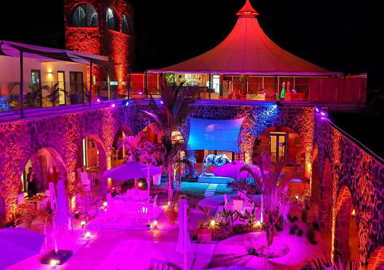 فندق بيريبيرفي  Hacienda Plaza المظهر الخارجي الصورة